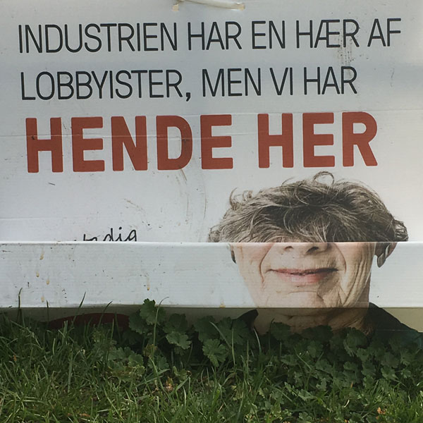 ØV eller XD til valgplakaterne?